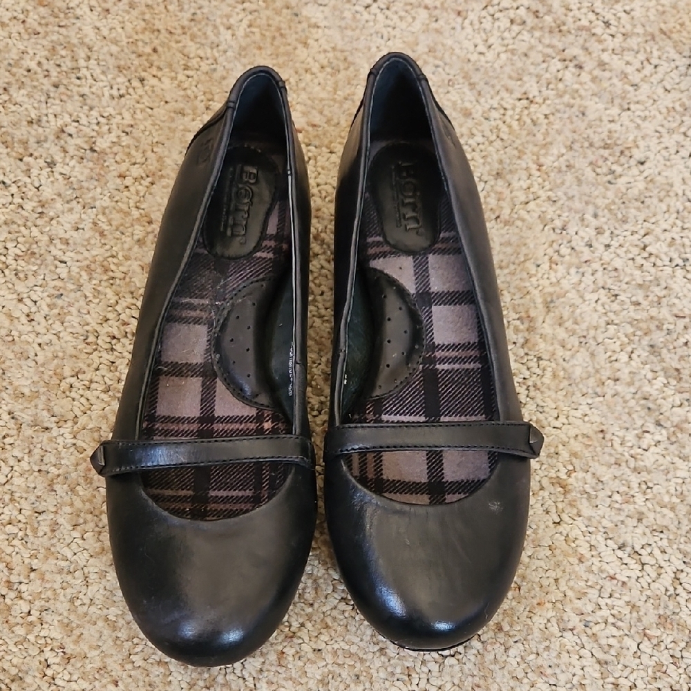 Black Leather Ballet Flats with Strap